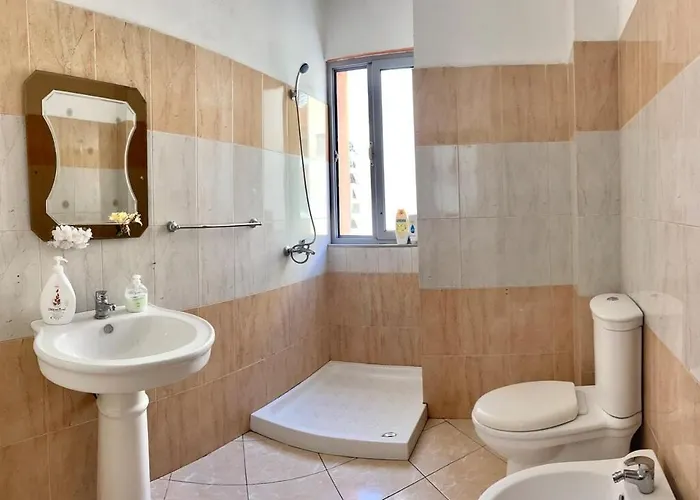 Albor - In The Heart Of Vlora! Apartament *